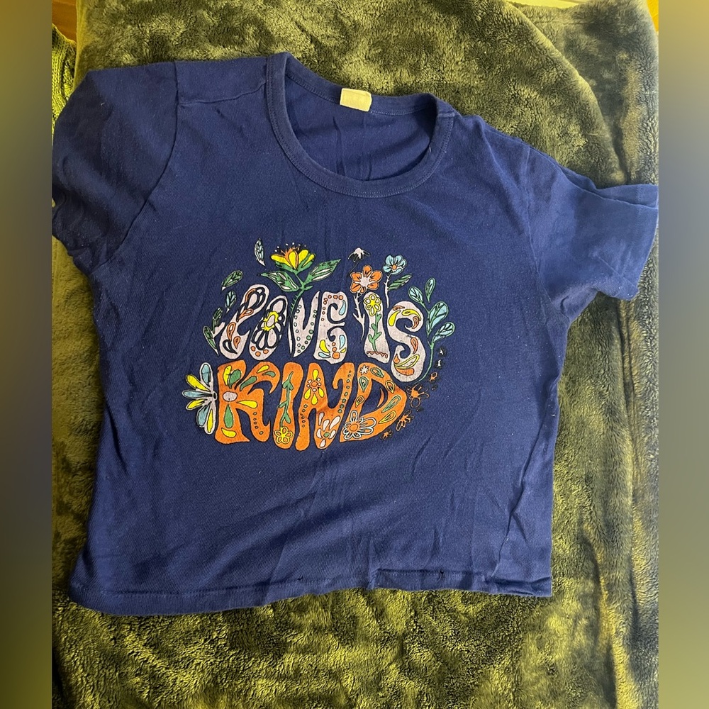 Urban Outfitters Cropped T Shirt Size Large